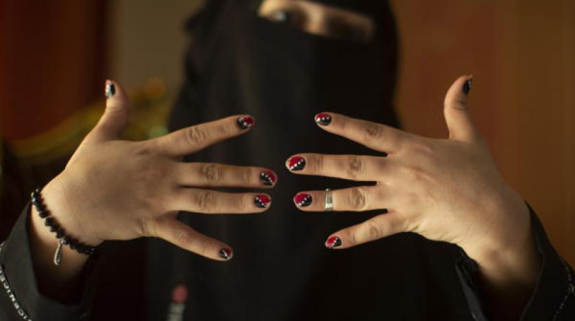 اليمنيات المعتَقلات لدى الحوثيين... من السجون إلى المنفى