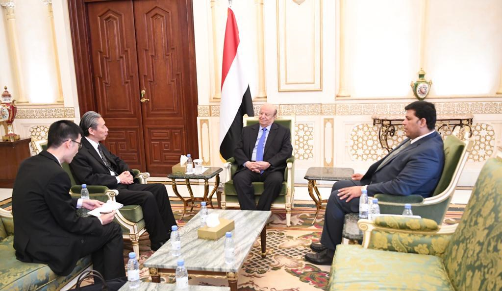رئيس الجمهورية يشيد بمستوى العلاقات اليمنية الصينية