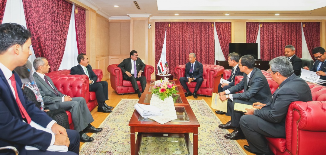 باحميد يبحث مع وزير الداخلية الماليزي أوضاع المقيمين اليمنيين