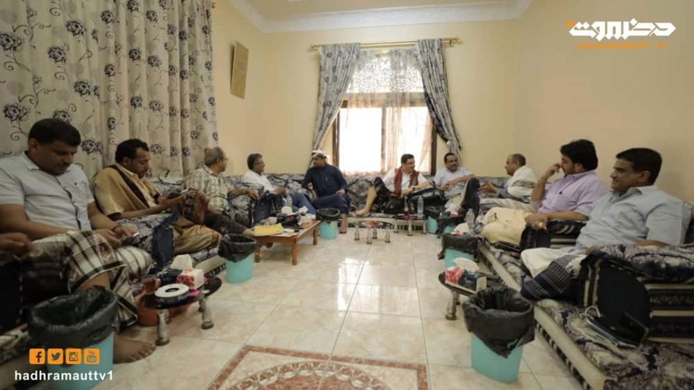 وزير النفط يؤكد: الحكومة عازمة على انتشال الوضع الاقتصادي والخدماتي في عدن وبقية المحافظات المحررة 