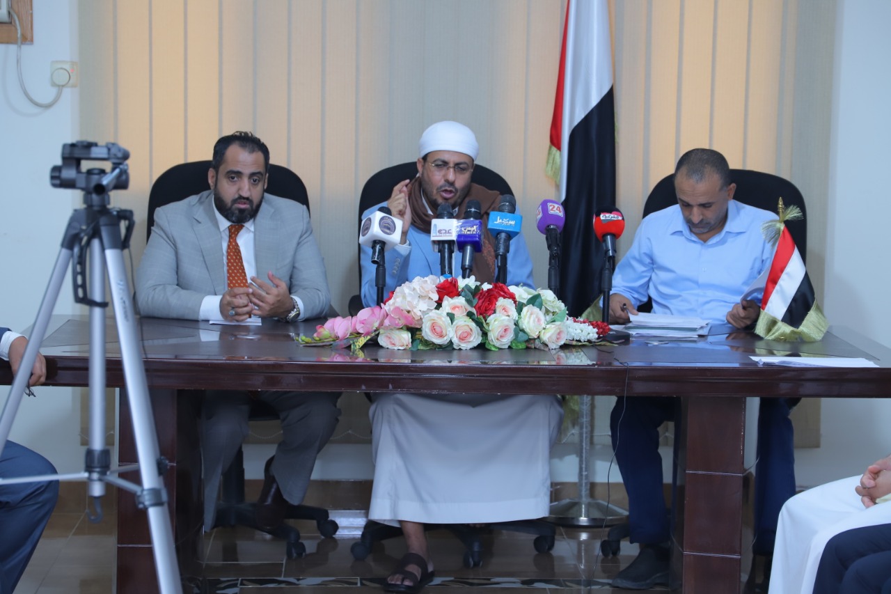 وزير الاوقاف والارشاد يناقش مع ممثلي وسائل الاعلام آلية تغطية موسم الحج لهذا العام 1440هـ