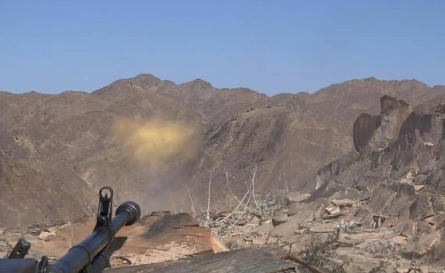 قوات الجيش تنفذ كمينا محكما للمليشيا الحوثية في المتون بالجوف