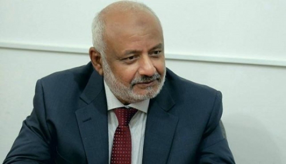 اتهم المليشيا بارتكاب مجازر يومية بحق المدنيين ..محافظ الحديدة : الحوثي يسوف.. والأمم المتحدة «صامتة» 