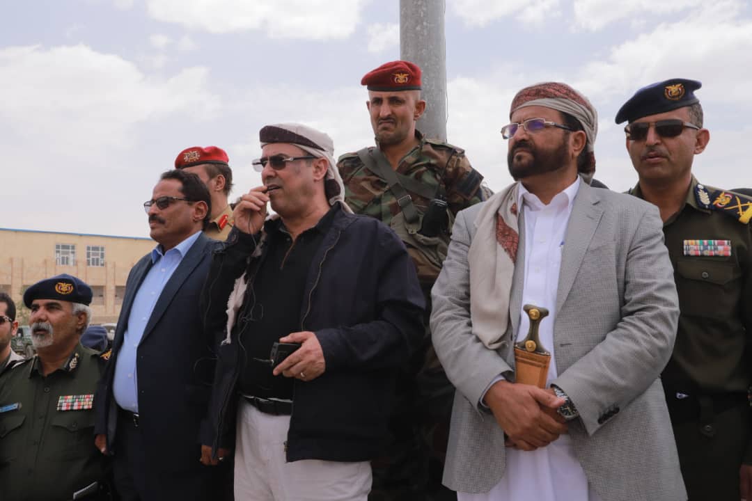 نائب رئيس الوزراء وزير الداخلية ومحافظ مأرب يزوران معسكر قوات الامن الخاصة بالمحافظة