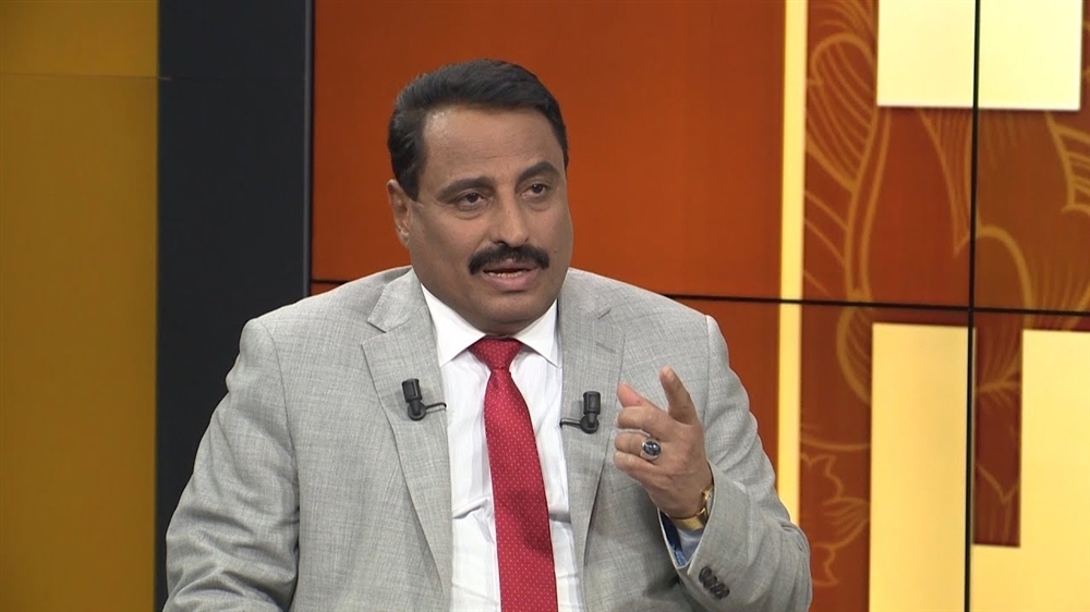 تعرف على ملك التقلبات" في اليمن.. بدأ حياته ماركسيا ثم حراكيا ثم حوثيا.. طالب بالانفصال ودعى للوحدة.. وإنضم للشرعية وانقلب عليها.. «فيديو وتفاصيل»