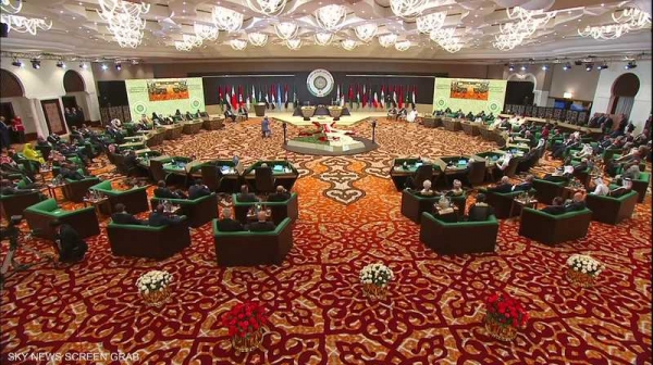 قمة الجزائر.. إجماع عربي على دعم المجلس الرئاسي ووحدة وسيادة اليمن - نص البيان