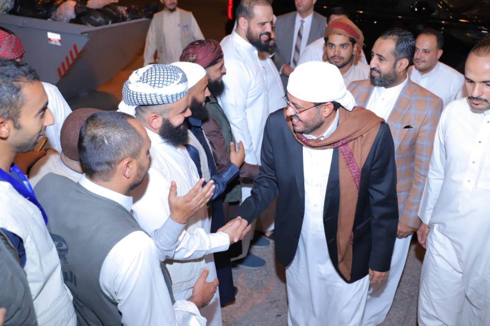 وزير الأوقاف د.عطية يطلع على أحوال وأوضاع الحجاج اليمنيين في عدد من مواقع إقامتهم بمكة المكرمة
