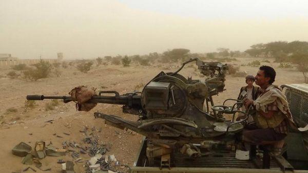 الجوف.. قوات الجيش ورجال القبائل تحرز تقدماً ميدانياً جديداً وتقطع خطوط إمداد الحوثيين