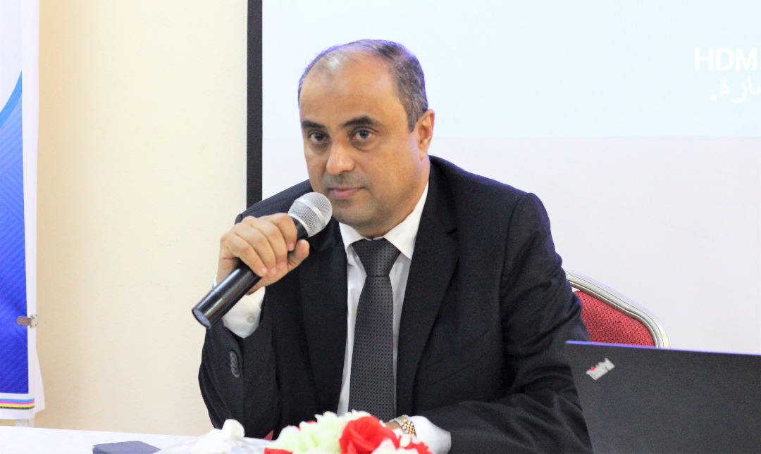 وزير المالية يُحذر من تضاعف عمليات غسل الأموال منذ الانقلاب ويؤكد جدية الحكومة في مكافحتها