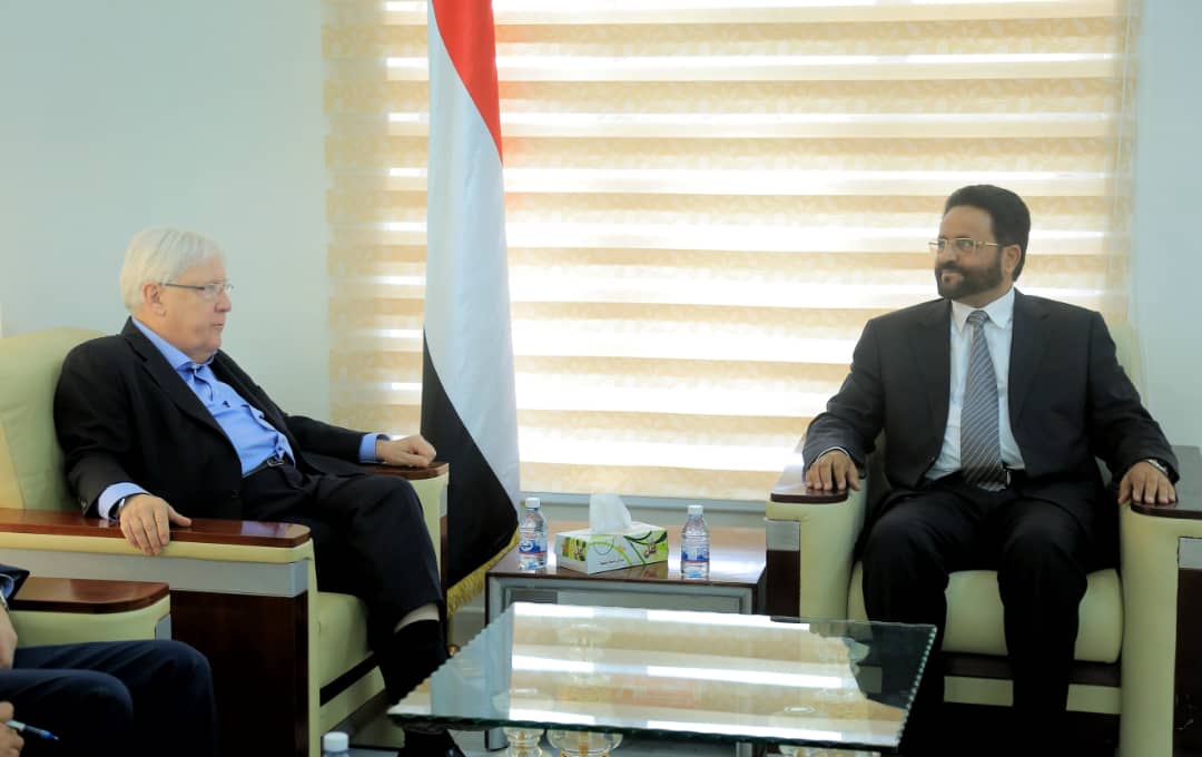 محافظ مأرب يستعرض مع المبعوث الاممي الوضع الانساني في المحافظة