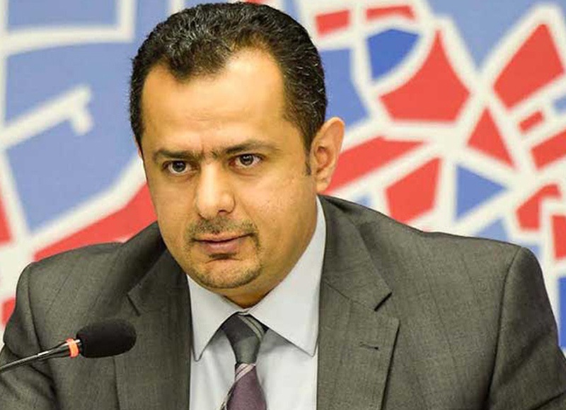 رئيس الوزراء يحيي المواقف البطولية للواء أمين العكيمي ، ويبحث معه الترتيبات الجارية لتحرير الجوف بشكل كامل
