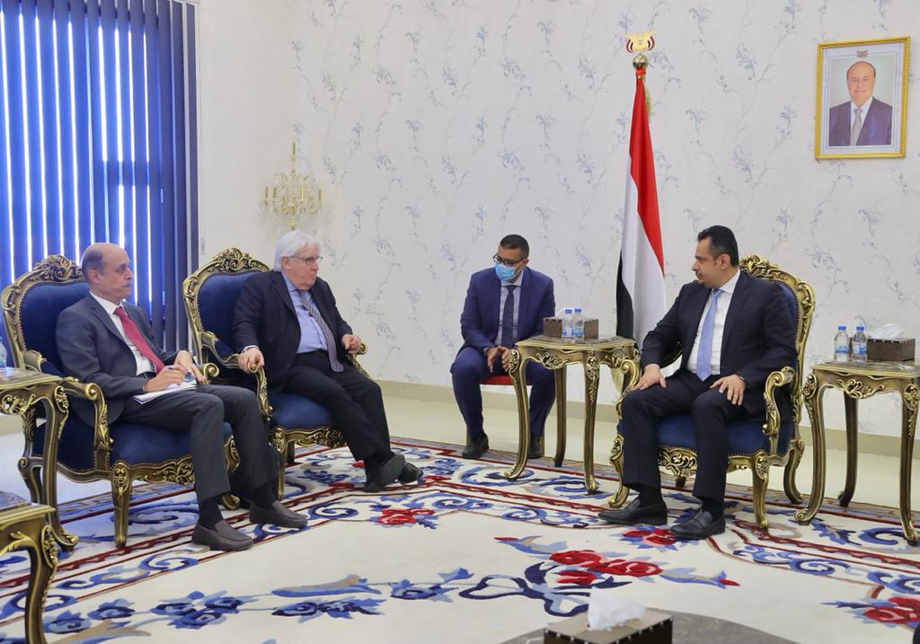 الإعلام الخارجي يسلط الضوء على زيارة غريفيث لعدن ولقاءه رئيس الوزراء ..