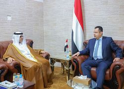 رئيس الوزراء يستقبل في عدن السفير الاماراتي الجديد لدى اليمن