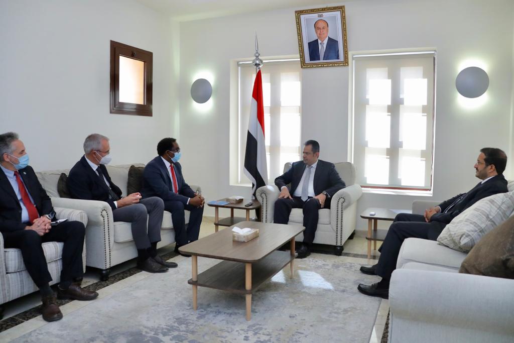 رئيس الوزراء يستقبل وفد منظمة الفاو برئاسة مسؤول الطوارئ