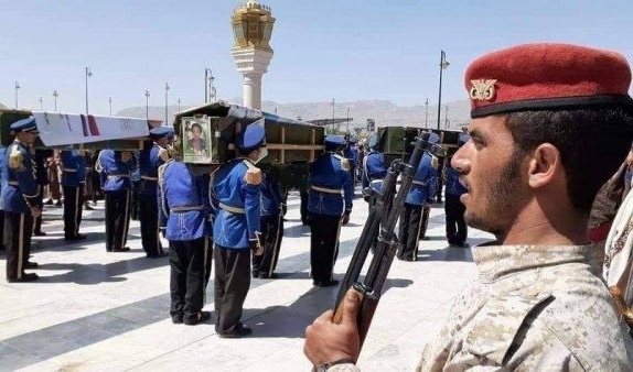 مصرع ضابطين من قوات مليشيا الحوثي بنيران قوات الجيش