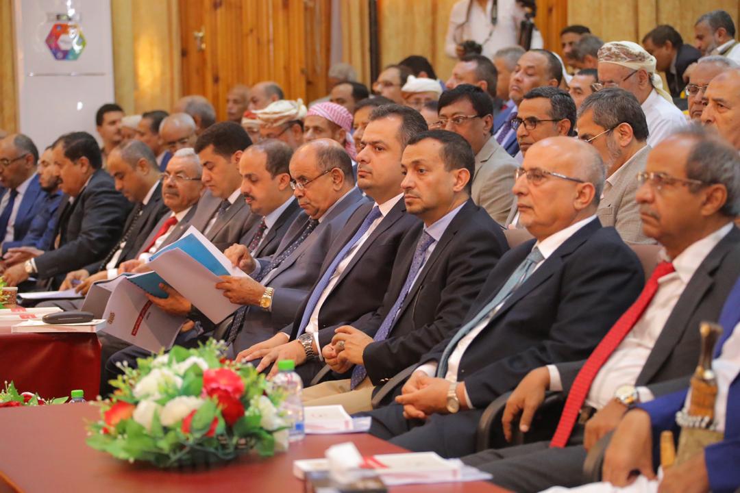 مقتطفات من كلمتي رئيس البرلمان ورئيس الوزراء في اجتماع مجلس النواب مع الحكومة بسيئون