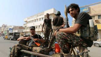 الحديدة : قصف حوثي عنيف على الاحياء السكنية عشية الاجتماع المقرر للجنة تنسيق واعادة الانتشار