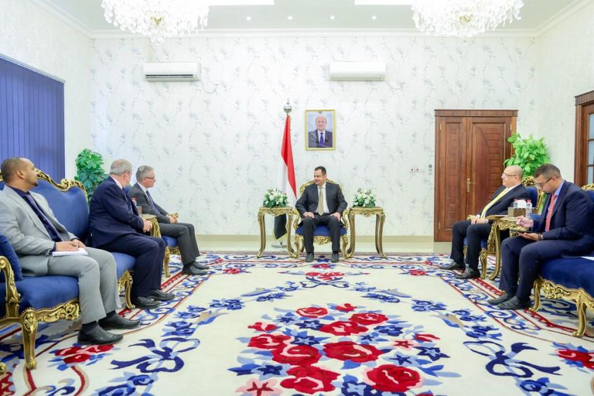 رئيس الوزراء يستقبل مدير مكتب اليونيسيف الجديد لدى اليمن