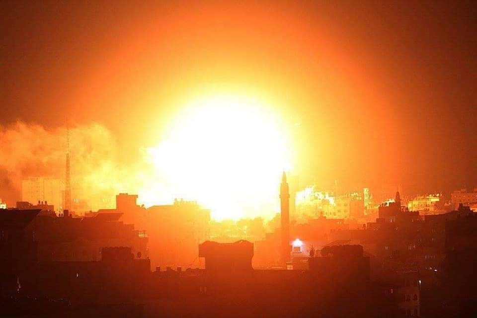 مراسل الجزيرة: مدن في ضواحي تل أبيب الجنوبية تقرر فتح الملاجئ العامة