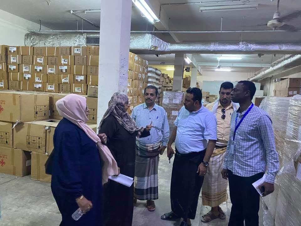 تنفيذا لتوجيهات رئيس الوزراء الدكتور معين عبدالملك..  وزارة الصحة تبدأ تحركاتها الميدانية لمواجهة "كورونا" (صور)