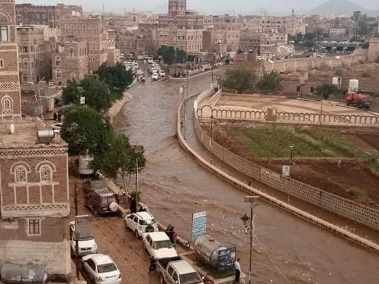الأرصاد يحذر من أمطار غزيرة ستجتاح ثلاث محافظات يمنية خلال الساعات القادمة
