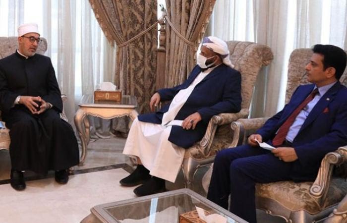 وزير الأوقاف يبحث مع نظيره المصري سبل تعزيز التعاون المشترك بين الوزارتين