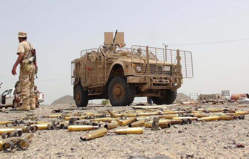 قوات الجيش تصد هجوما حوثيا جنوبي الحديدة وتكبدها خسائر