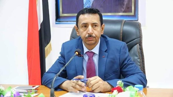 محافظ شبوة يوجه بالقبض على ثلاثة مخربين اشتركوا بتفجير أنبوب نفطي 