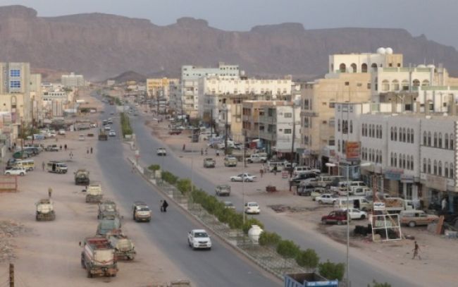 بتمويل حكومي.. محافظ شبوة يفتتح مشروع إعادة تأهيل جسر غرير