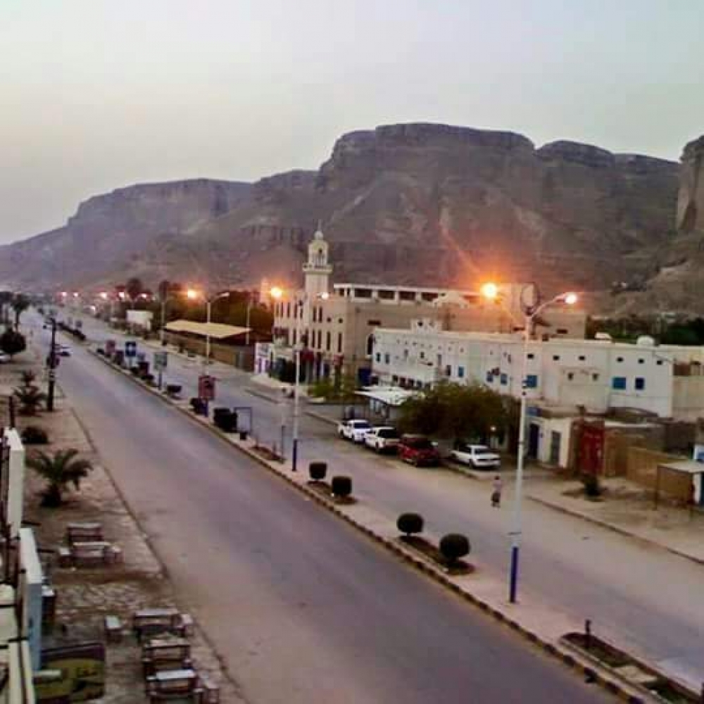 مخيم مجاني لعلاج العيون يبدأ تسجيل المرضى بمديرية القطن