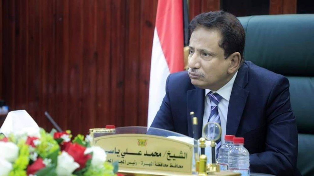 محافظ المهرة يطلع على أوضاع واحتياجات الكادر الطبي بالعناية المركزة بمستشفى الغيضة