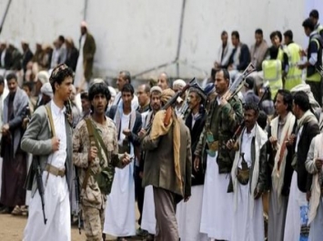 انقسام حوثي جديد.. شقيق زعيم الجماعة يعتكف في صعدة وعمه يستأثر بمفاصل الأمن بصنعاء ويقصي المعارضين له