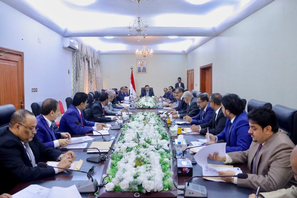رئيس الوزراء: الحكومة ليس أمامها من طريق غير النجاح،  وستقوم بكل ما يمليه عليه واجبها تجاه تطلعات وآمال المواطنين 