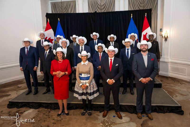 وزير النفط والمعادن يشارك في مؤتمر البترول العالمي بكندا