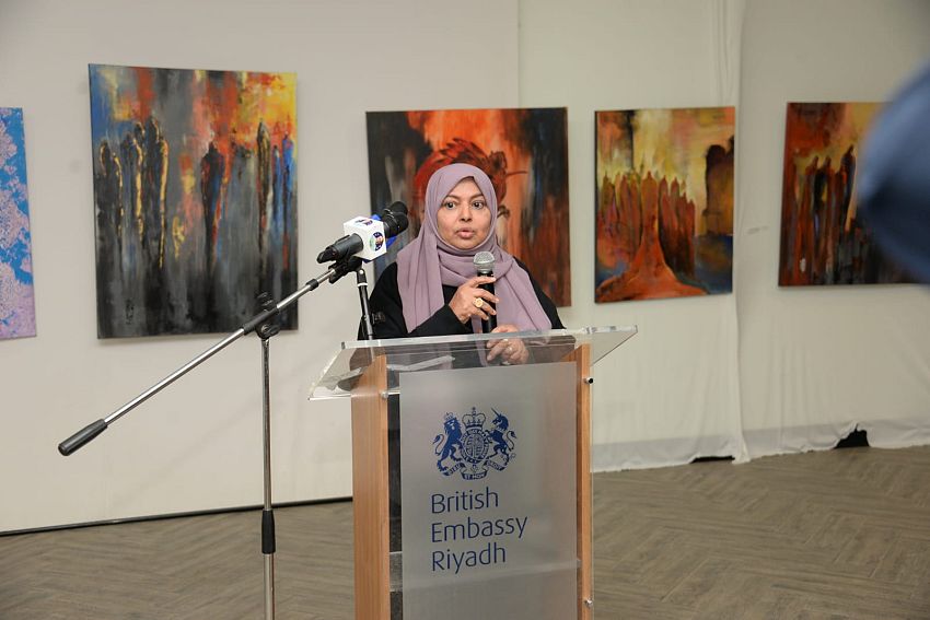 السفارة البريطانية تقيم معرضا للفن التشكيلي اليمني بالرياض