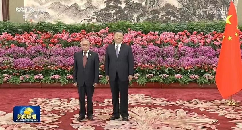 الرئيس الصيني يتسلم اوراق اعتماد سفير اليمن