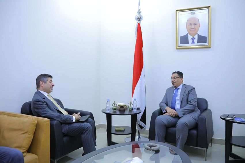 بن مبارك يبحث مع السفير الامريكي تطورات الاوضاع في اليمن