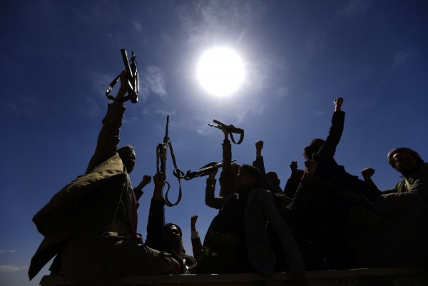 مؤسسة أمريكية: الحوثيون إستوفو معايير تصنيفهم كمنظمة إرهابية وعلى إدارة ترامب الإبقاء عليه