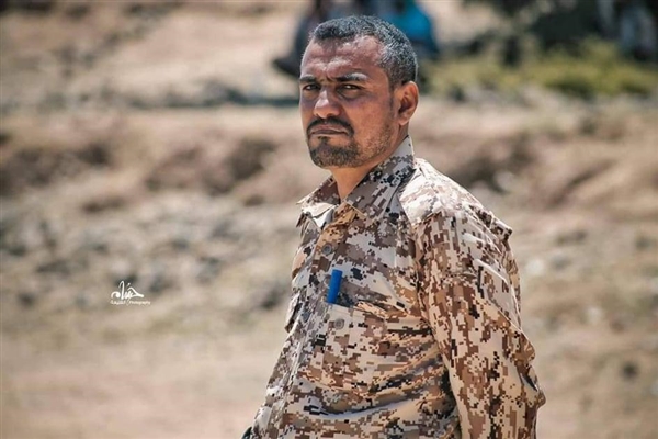 محور تعز ينعى العقيد الزريقي: كان فارساً بطلاً فذاً أرعبت حماسته وبسالته أفئدة العدو