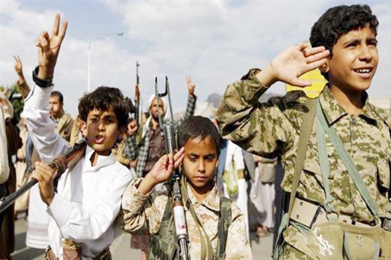 عمران.. الميلشيات الحوثية تختطف 4 أطفال وتدفعهم للقتال في صفوفها
