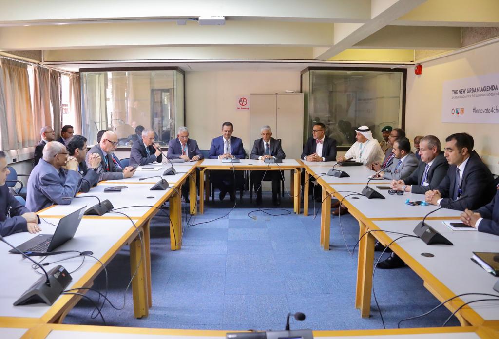 رئيس الوزراء د. معين عبدالملك يلتقي سفراء المجموعة العربية في كينيا
