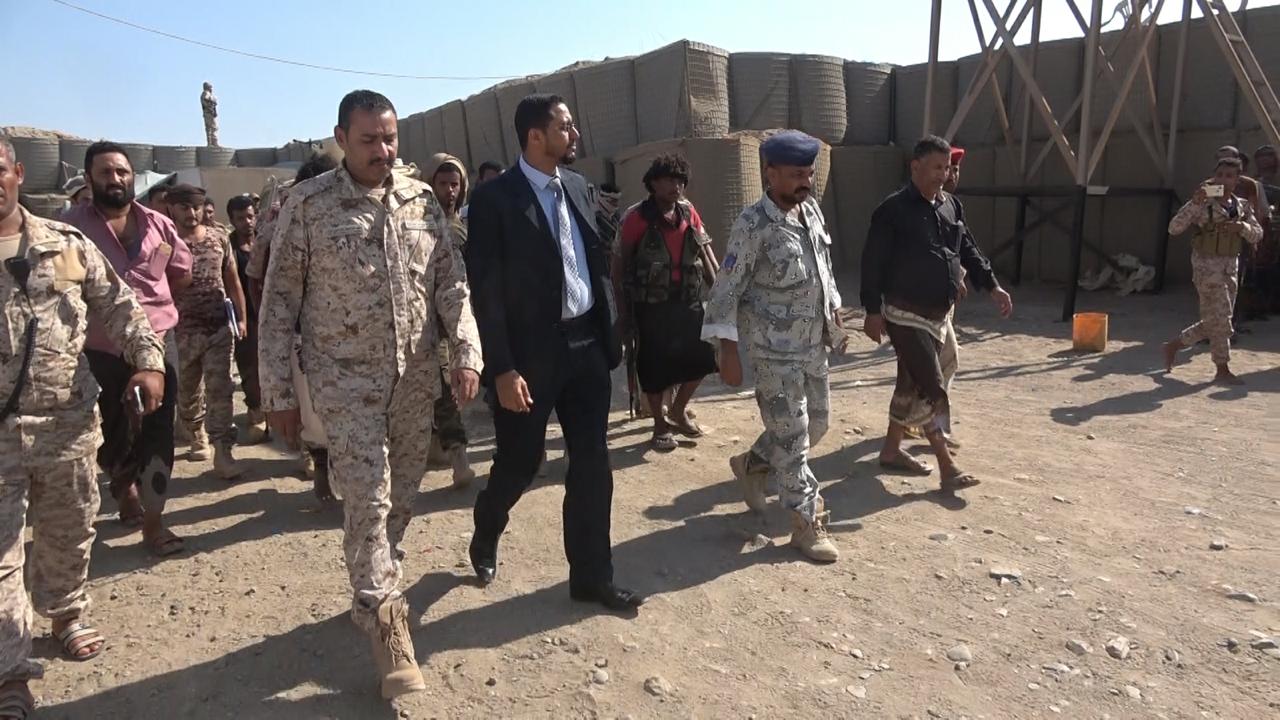 وكيل أول محافظة الحديدة في زيارة تفقدية لقطاع خفر السواحل بالحديدة
