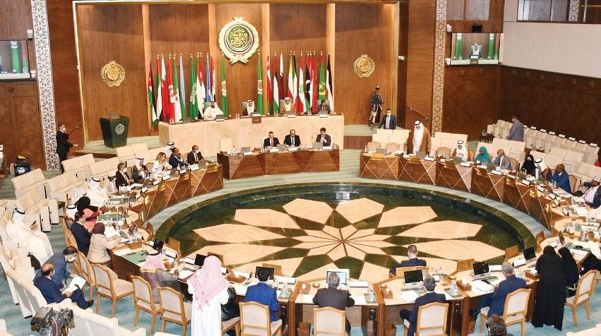 البرلمان العربي يجدد دعمه للمساعي الهادفة لإيجاد حل سياسي للأزمة اليمنية وفقاً للمرجعيات الثلاث