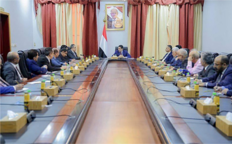 رئيس الوزراء: خطر الحوثي لا يستثني أحداً ومواجهته هدفاً رئيسياً في المعركة الوطنية